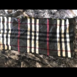 Burberry Wool Scarf